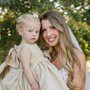 Meet your Posher, Holly